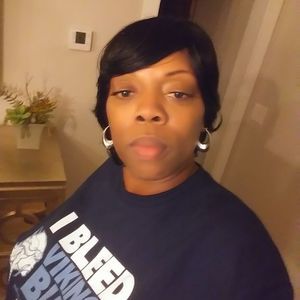 Meet your Posher, Taiwana